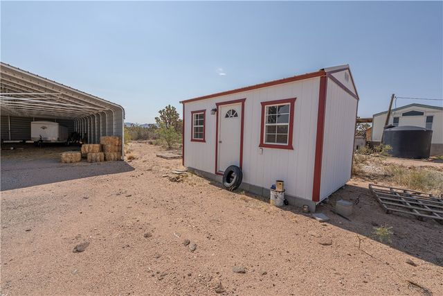 26946 N Saguaro Road, Meadview, AZ 86444