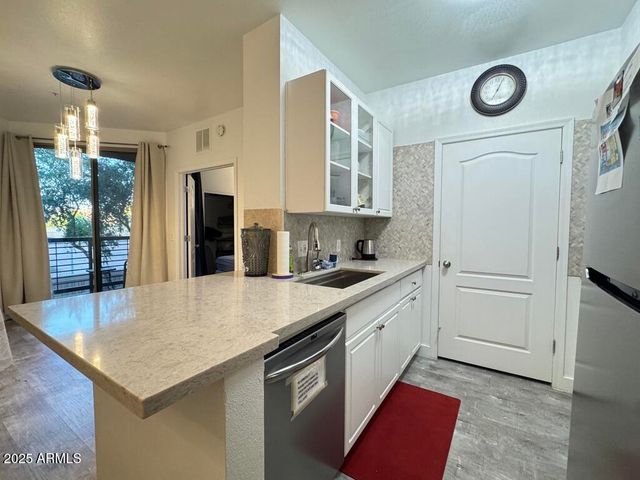 1701 E COLTER Street 250, Phoenix, AZ 85016