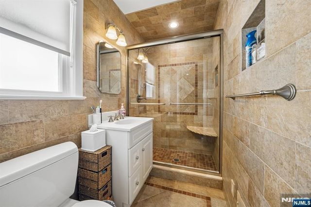 779 Washburn Street, Teaneck, NJ 07666