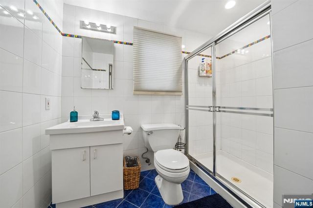 779 Washburn Street, Teaneck, NJ 07666
