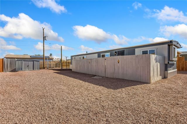 1876 Oliver Drive, Bullhead City, AZ 86442