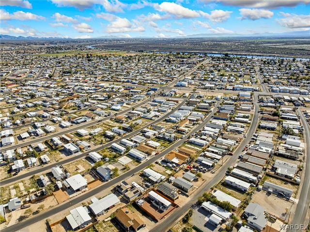 1876 Oliver Drive, Bullhead City, AZ 86442