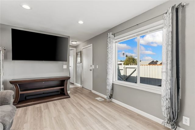 1876 Oliver Drive, Bullhead City, AZ 86442