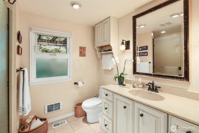 125 NE 135th Street, Seattle, WA 98125