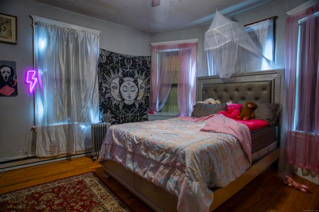 381 Congress Avenue, Waterbury, CT 06708