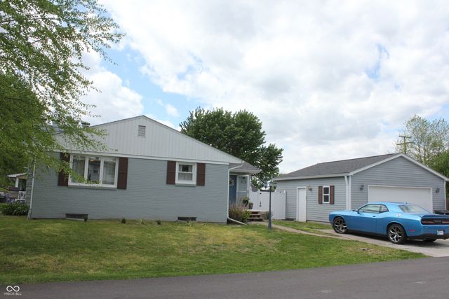 1088 S East Street, Martinsville, IN 46151