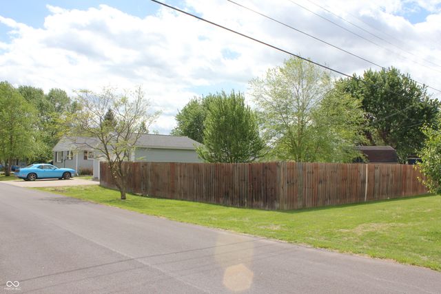 1088 S East Street, Martinsville, IN 46151