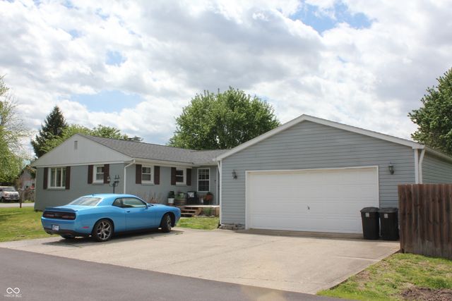 1088 S East Street, Martinsville, IN 46151