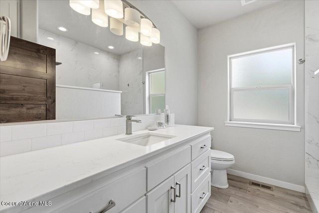 2949 W Highway 54, Spirit Lake, ID 83869