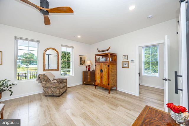 1117 CHESTER RD, Middle River, MD 21220