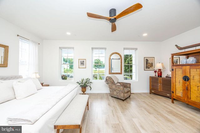 1117 CHESTER RD, Middle River, MD 21220