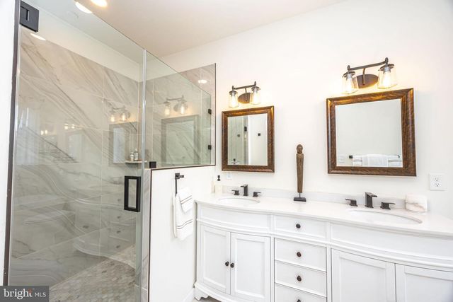 1117 CHESTER RD, Middle River, MD 21220