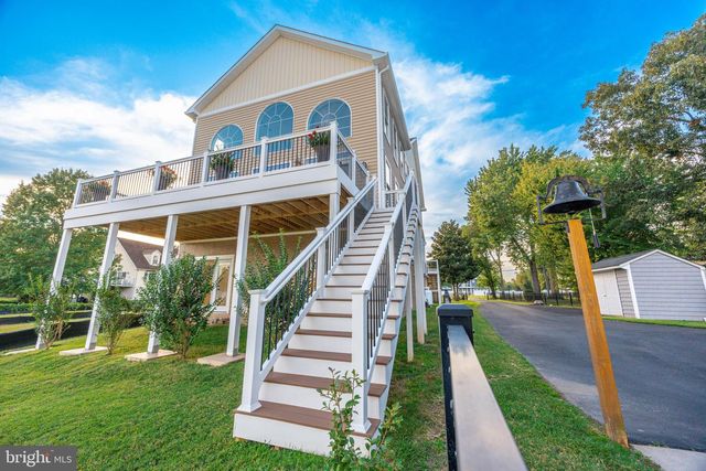 1117 CHESTER RD, Middle River, MD 21220