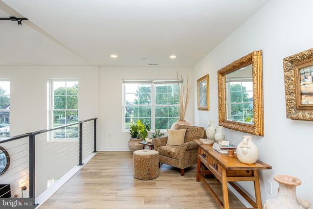 1117 CHESTER RD, Middle River, MD 21220