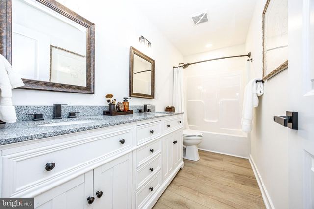1117 CHESTER RD, Middle River, MD 21220