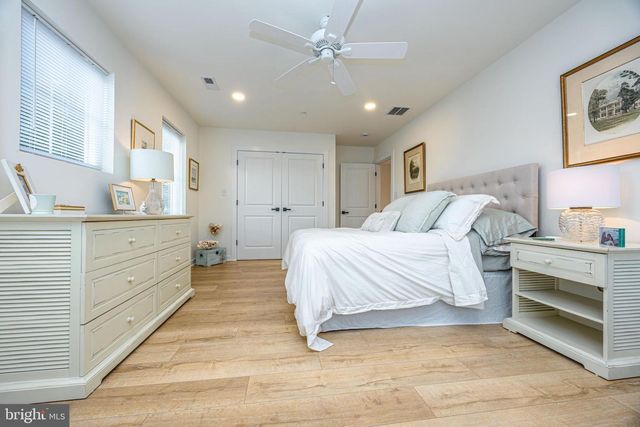 1117 CHESTER RD, Middle River, MD 21220