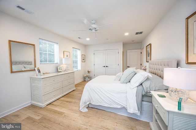1117 CHESTER RD, Middle River, MD 21220