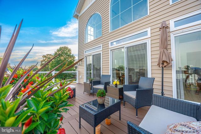 1117 CHESTER RD, Middle River, MD 21220