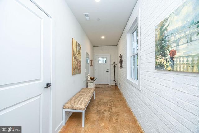1117 CHESTER RD, Middle River, MD 21220