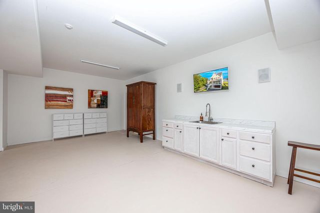 1117 CHESTER RD, Middle River, MD 21220