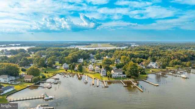 1117 CHESTER RD, Middle River, MD 21220