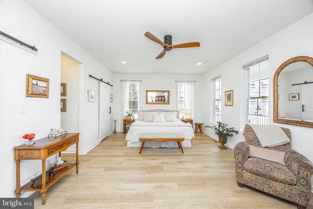1117 CHESTER RD, Middle River, MD 21220