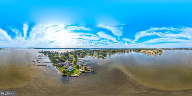 1117 CHESTER RD, Middle River, MD 21220