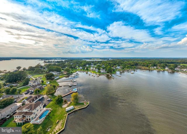 1117 CHESTER RD, Middle River, MD 21220