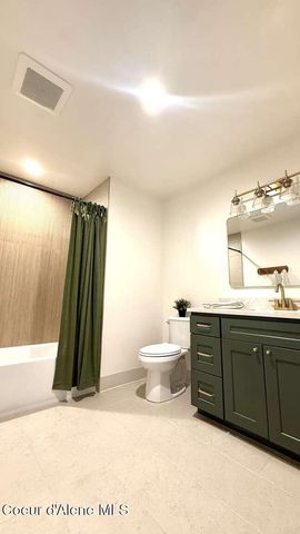 3708 N Carolwood CT, Post Falls, ID 83854