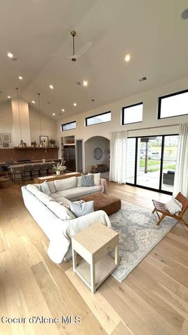 3708 N Carolwood CT, Post Falls, ID 83854