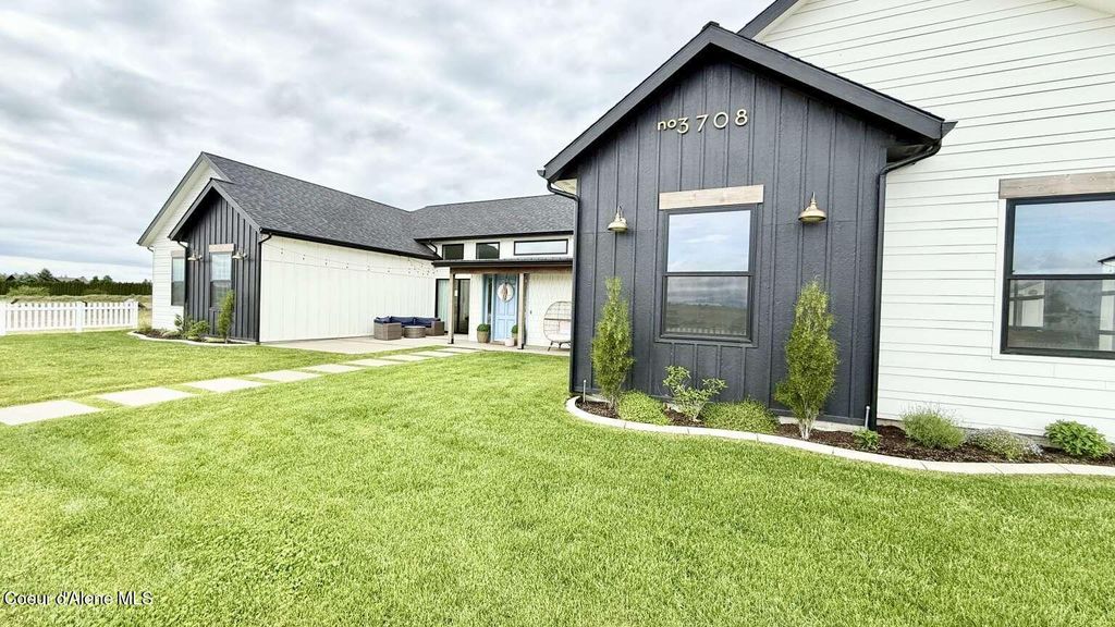 3708 N Carolwood CT, Post Falls, ID 83854