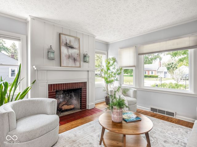 209 Burbank Road, Indianapolis, IN 46219
