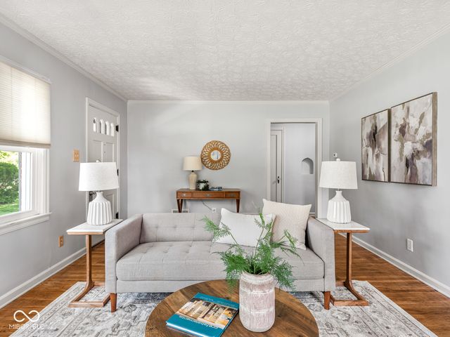 209 Burbank Road, Indianapolis, IN 46219