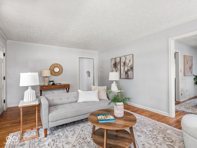 209 Burbank Road, Indianapolis, IN 46219