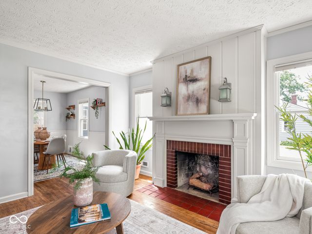 209 Burbank Road, Indianapolis, IN 46219