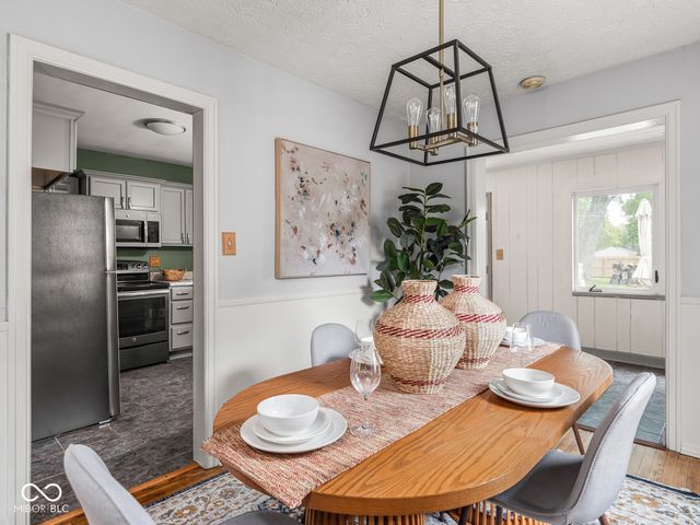 209 Burbank Road, Indianapolis, IN 46219
