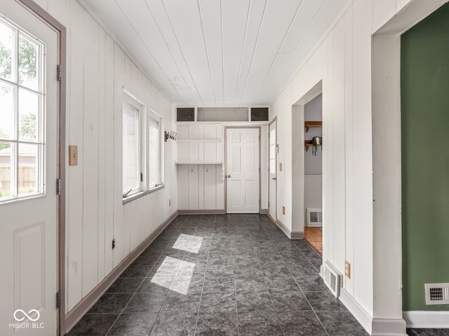 209 Burbank Road, Indianapolis, IN 46219