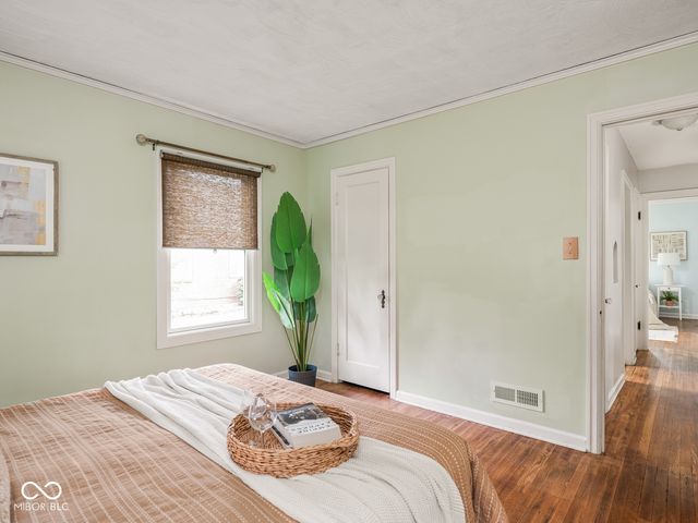 209 Burbank Road, Indianapolis, IN 46219