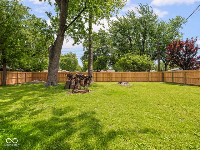 209 Burbank Road, Indianapolis, IN 46219