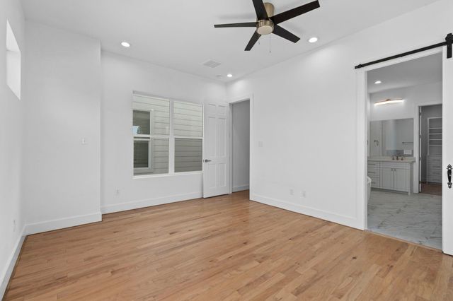2022 Thonig Road A, Houston, TX 77055