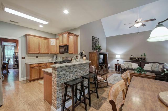 346 Thorn Creek Way, Dallas, GA 30157