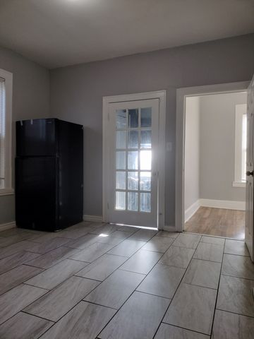 705 E 92nd Street, Chicago, IL 60619