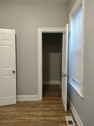 705 E 92nd Street, Chicago, IL 60619