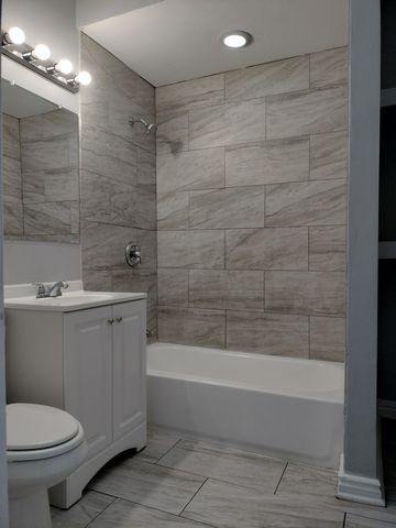 705 E 92nd Street, Chicago, IL 60619