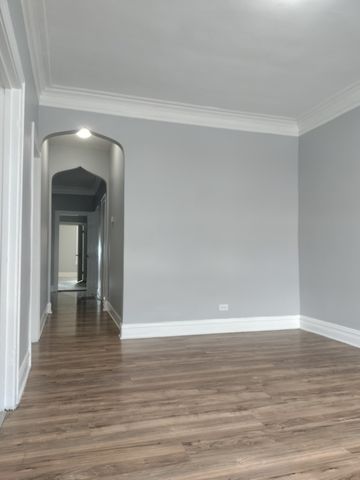 705 E 92nd Street, Chicago, IL 60619