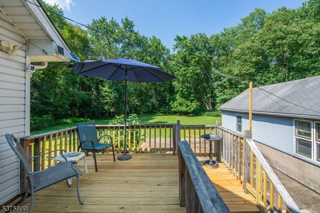 410 Horseneck Rd, Fairfield Twp., NJ 07004