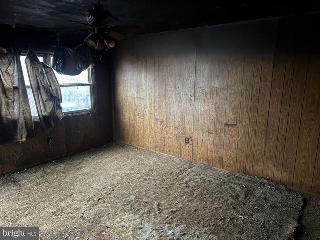 411 CLOVER CT, Taneytown, MD 21787