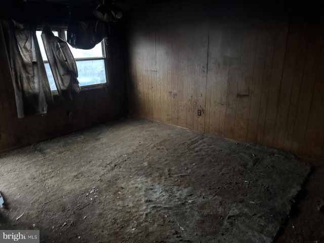 411 CLOVER CT, Taneytown, MD 21787