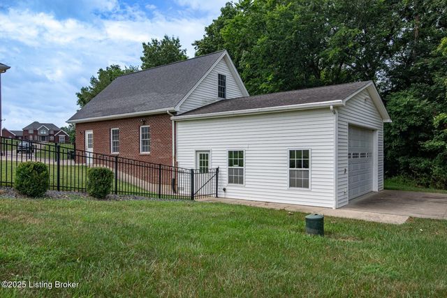 145 Mary Lee St, Elizabethtown, KY 42701