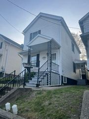 1004 Wallace STREET, Vandergrift, PA 15690